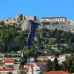 St. Stephen\'S Square Apartment